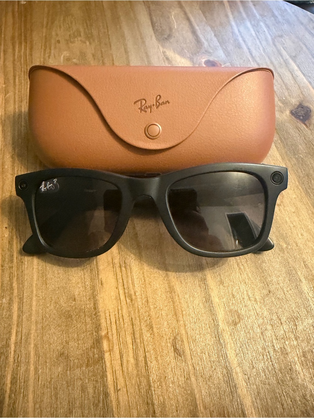 Ray-Ban Meta Gen 2 Matte Black Sunglasses with Tan Case
